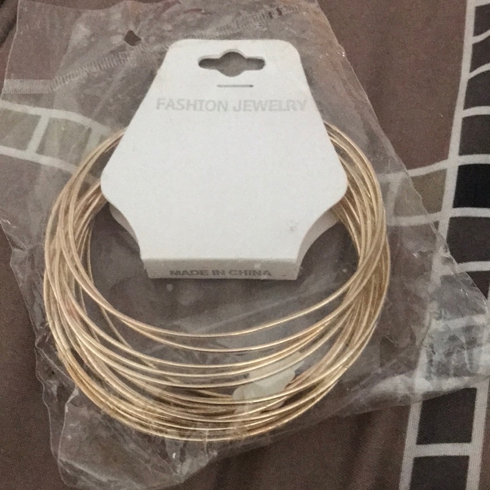 Lady’s fashion bracelets